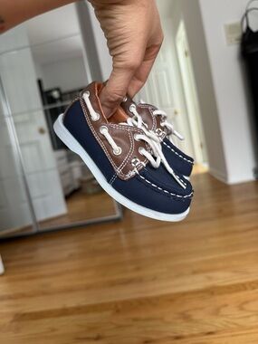 baby boy dress shoes / moccasins